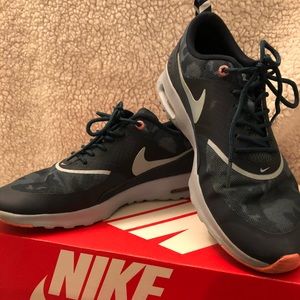 Nike Thea - blue camo